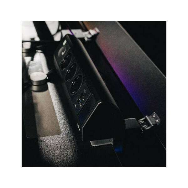 EVOline® Dock Square schwarz mit ECO Schalter. 3 x Schuko + 1 x USB A+C